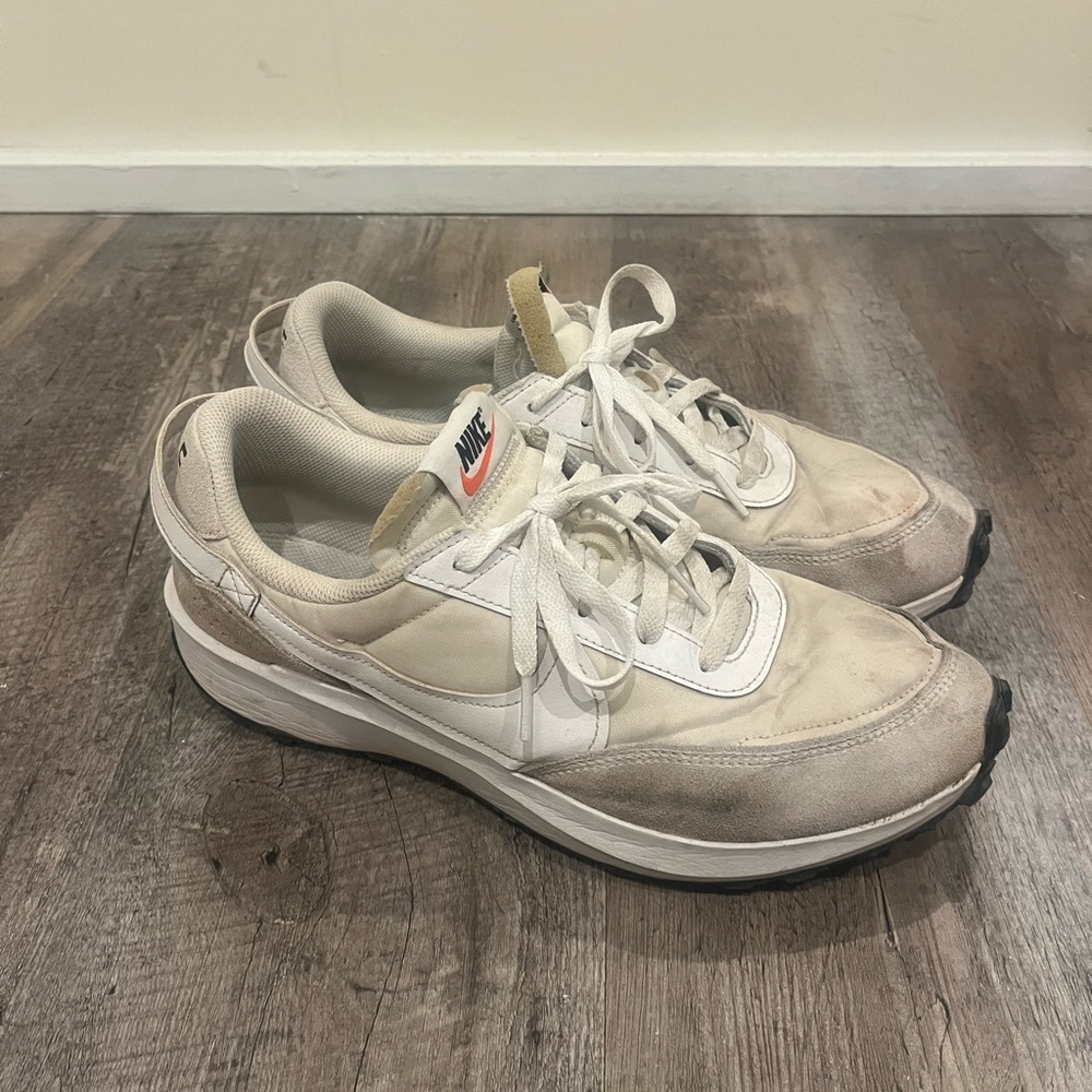 Men’s Nike Waffle Debut Size 11 White Ivory Sneaker Athletic Shoe
